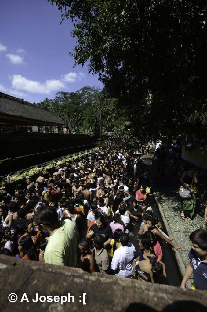 Worshippers at Tirta Empul